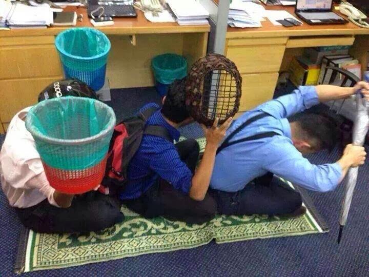 :D &#91;NGAKAK INSIDE&#93; Kelapa di balik MH370 