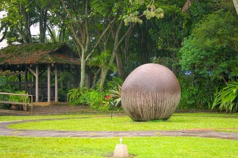 Misteri Batu-Batu Bola dari Negara Costa Rica yang sangat unik