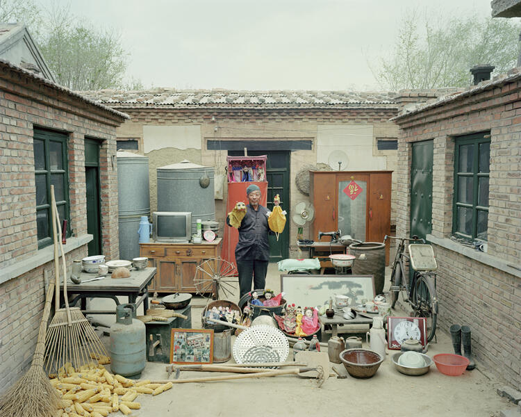 Foto Keluarga dan Harta Benda Yang Mereka Miliki&#91;Mantap Gans&#93;