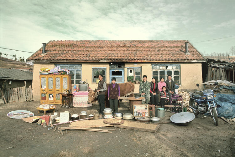 Foto Keluarga dan Harta Benda Yang Mereka Miliki&#91;Mantap Gans&#93;