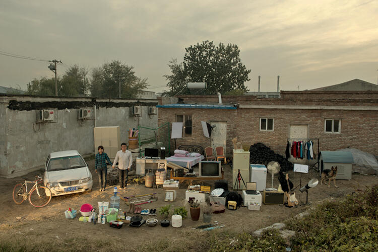 Foto Keluarga dan Harta Benda Yang Mereka Miliki&#91;Mantap Gans&#93;
