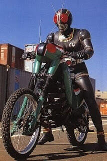 Agan tau gak motor yang digunakan oleh kamen rider
