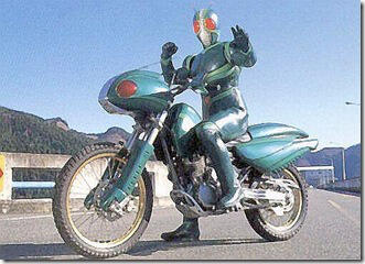 Agan tau gak motor yang digunakan oleh kamen rider