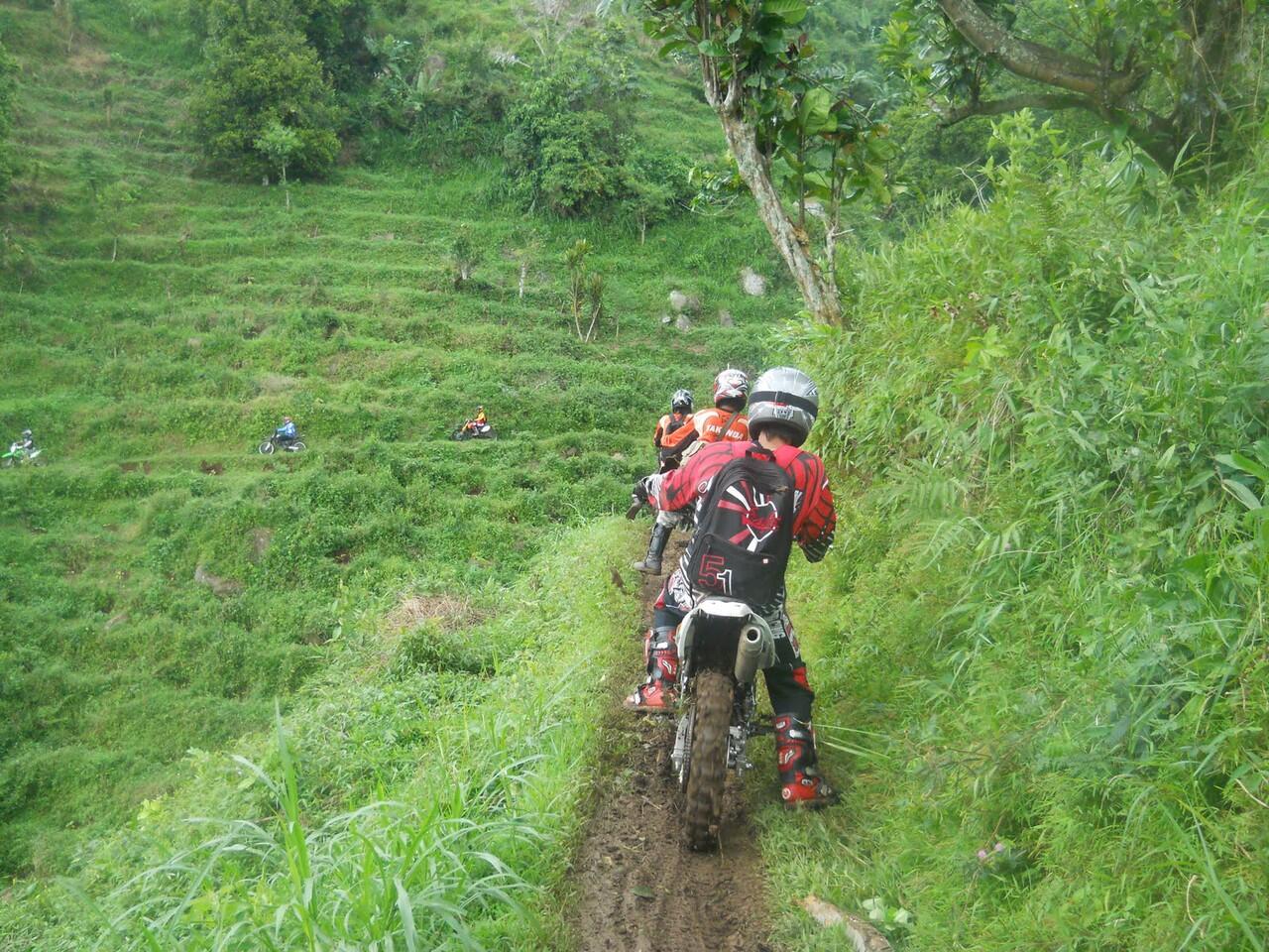 SAFETY RIDING TRAIL ADVENTURE