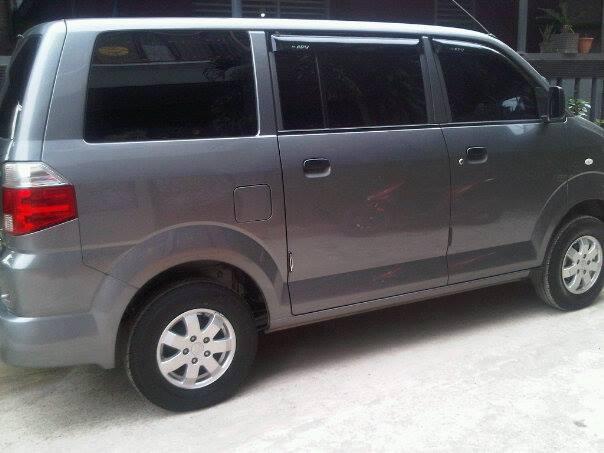 suzuki apv GL th.2010 abu-abu metalik