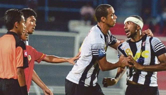 Dihina Wasit Malaysia, Patrich Wanggai Ngamuk