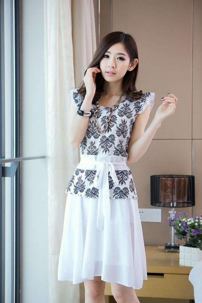 Dress Import motif ( motif: grid, retro ) RP. 115.000