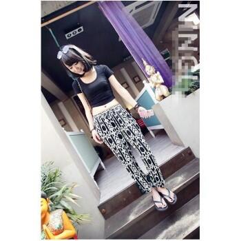 Celana dan Rok Cewek Terhits (Fashion Terupdate 2014)