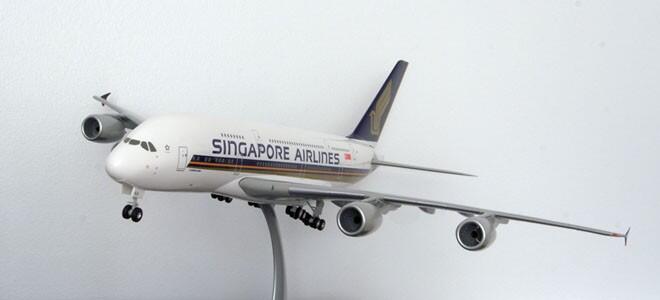 airplane model singapore airlines A380, hogan 1:200