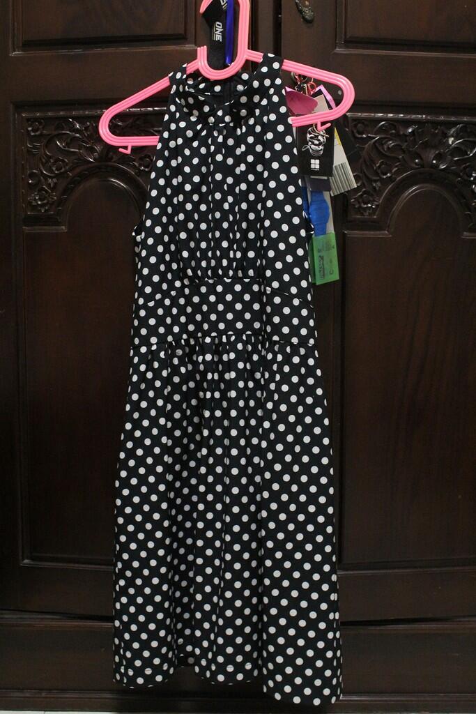 DRESS WANITA (POLKADOT) Kegedean ukuran L