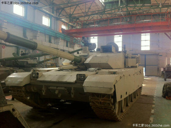 New Chinese tank MBT- 3000 will be ready in two years