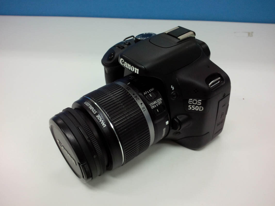 Canon EOS 550D Kit (EF 18-55) + Bonus Lensa