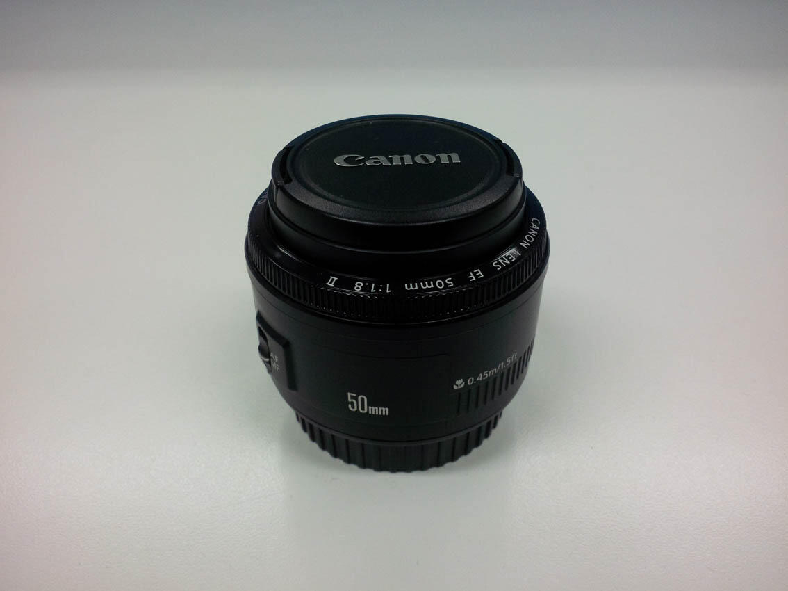 Canon EOS 550D Kit (EF 18-55) + Bonus Lensa