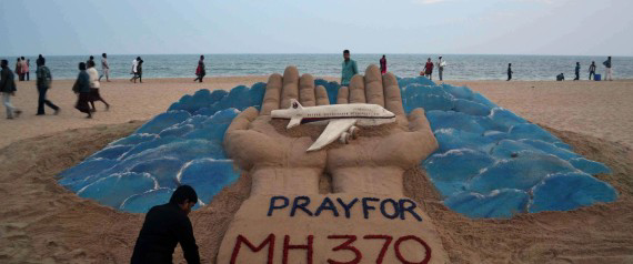 ketika Pesan Singkat dikirimkan Untuk memberitahu keluarga Korban MH370