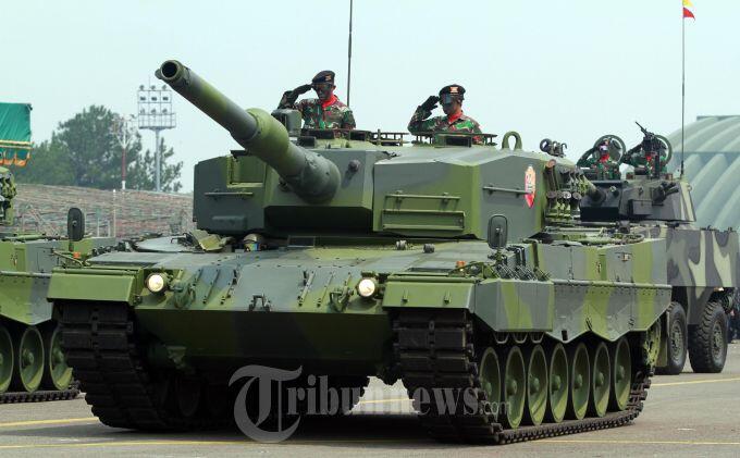 BJ Habibie: Tank Leopard Tak Cocok Buat Indonesia