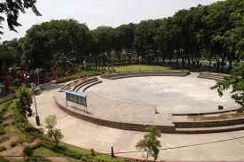 Apa yang membuat Taman Bungkul mendapatkan predikat taman terbaik seasia tahun 2013??