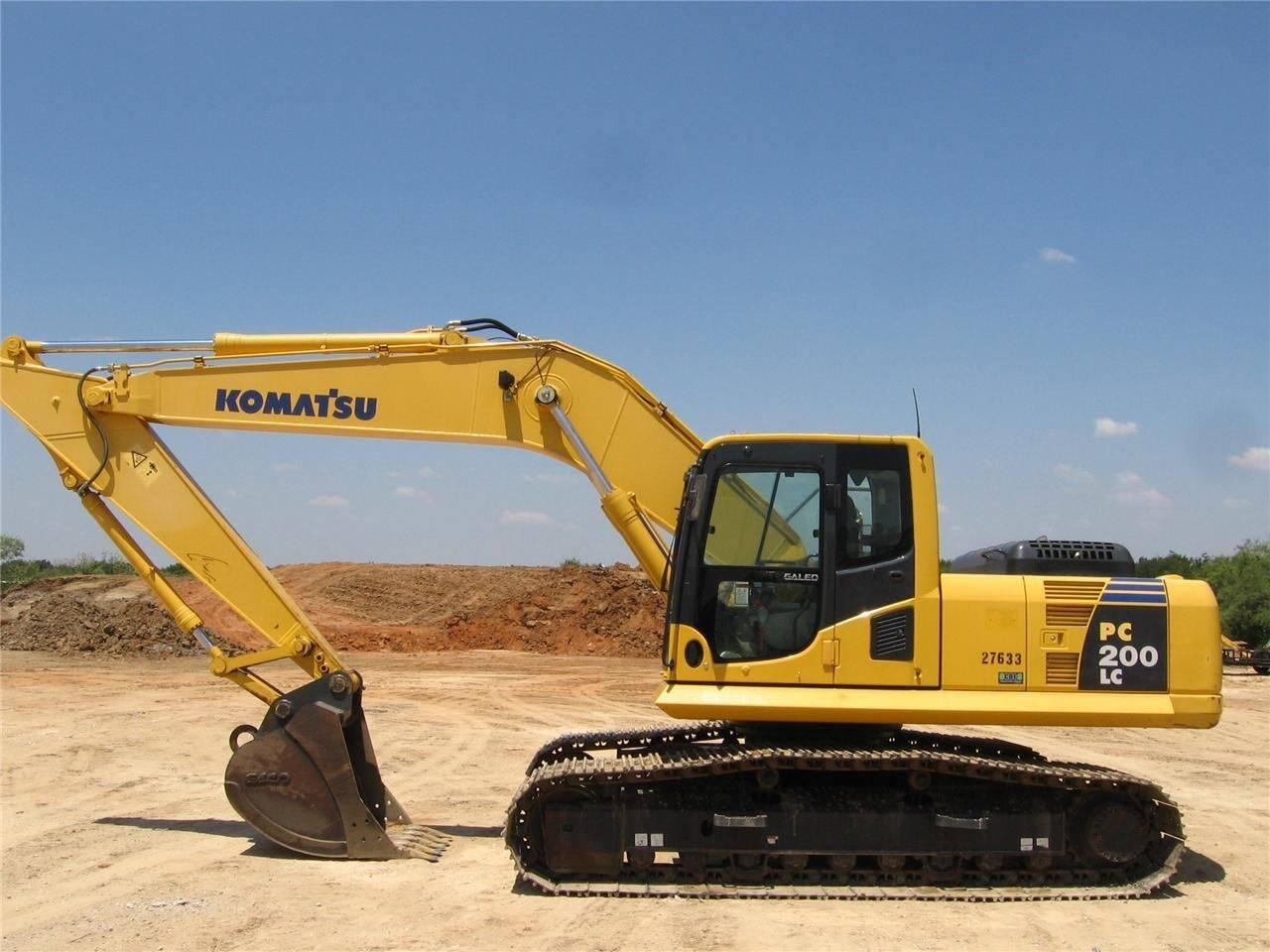 Terjual Dijual 16 unit second Excavator KOMATSU PC200-8 Terjual Dijual 16 unit second Excavator KOMATSU PC200-8