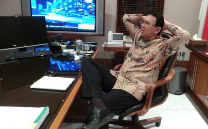 AHOK : "Suara PKS di Jakarta Berapa Sih ??? !!!"