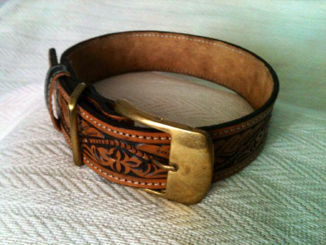 LEATHER COLLAR KULIT UKIR LIMITED DI DUNIA !!!