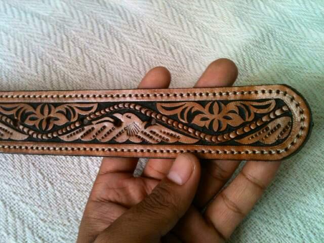 LEATHER COLLAR KULIT UKIR LIMITED DI DUNIA !!!