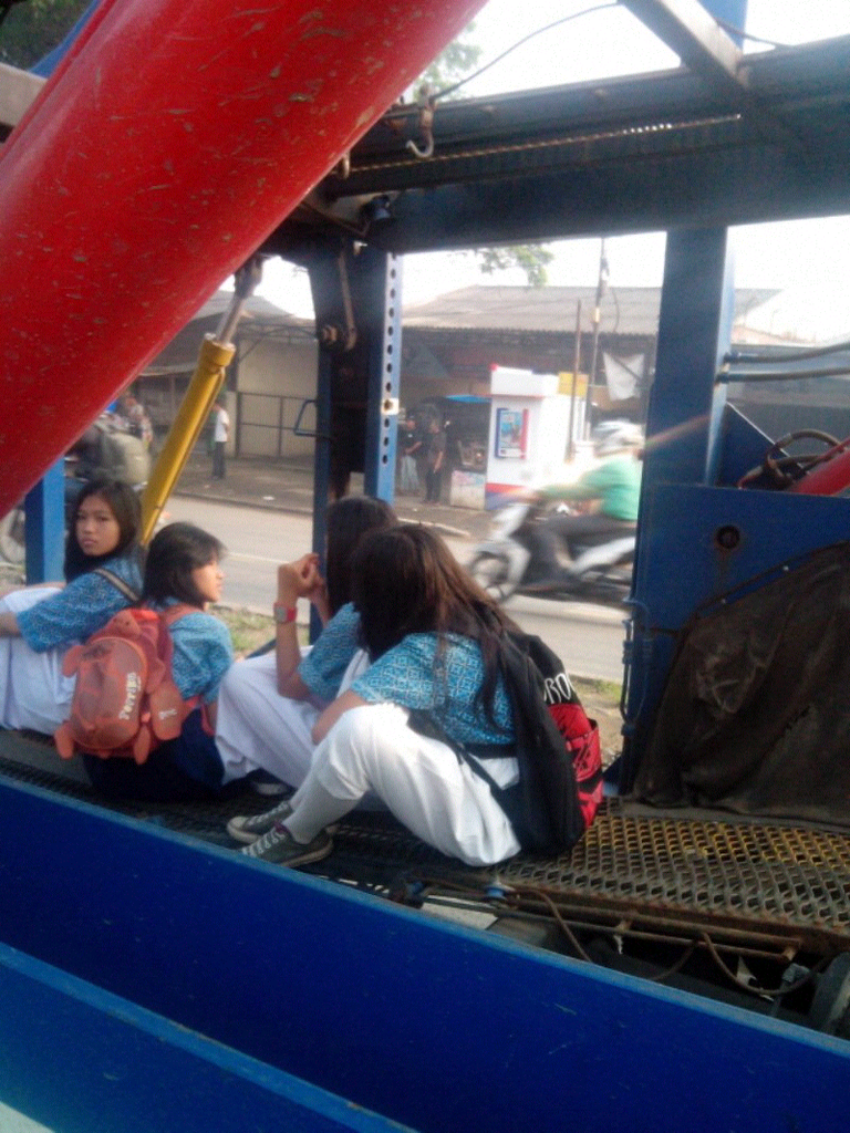 Emansipasi untuk anak anak