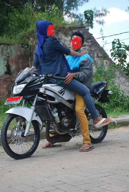 Antara ngakak/miris liat gambar ni,....