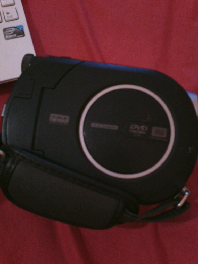 Dijual Handycam Sony DCR DVD608 Carl Zeiss 40x Optical Zoom HANDYCAM+CHARGER. COD MLG