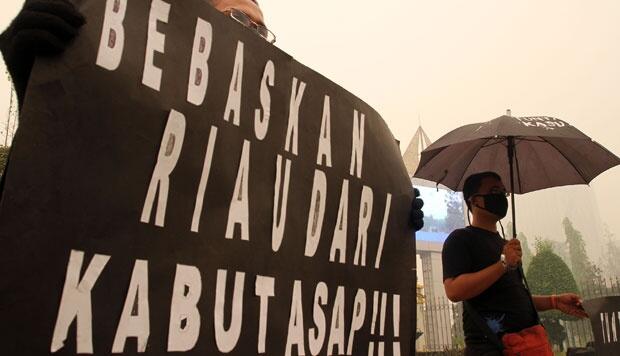 SBY Pulang Kamipun Meradang (Foto-Foto Kesengsaraan Kami Warga Riau)