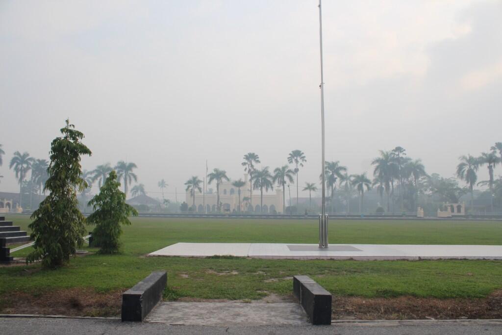 SBY Pulang Kamipun Meradang (Foto-Foto Kesengsaraan Kami Warga Riau)