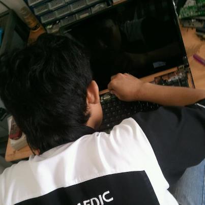 Special service laptop rusak bisa ditunggu
