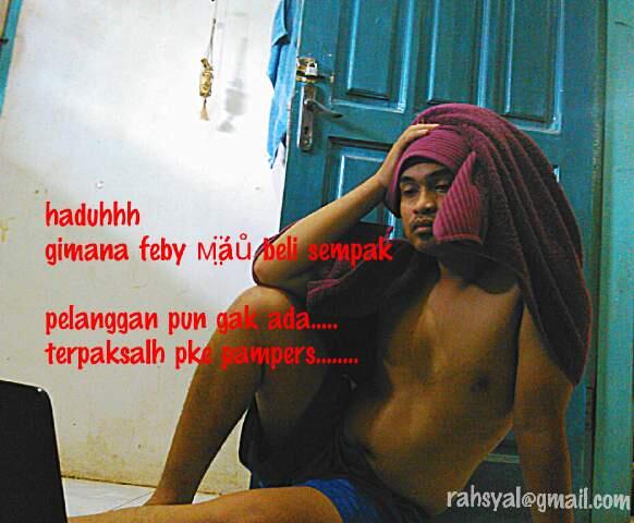 Ketawa Bareng (yang sambil nugas masuk) pict++ :D