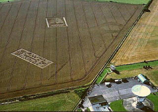 [MUST READ] 2 Crop Circle Yang Mempunyai Pesan Tersembunyi [PICT INSIDE]