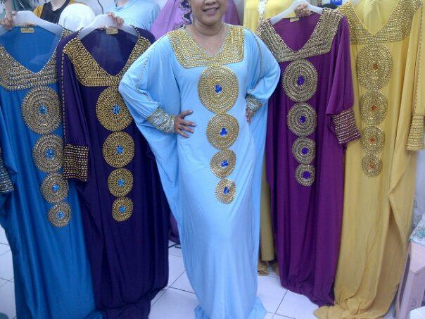 Dress Pesta Kaftan Dior