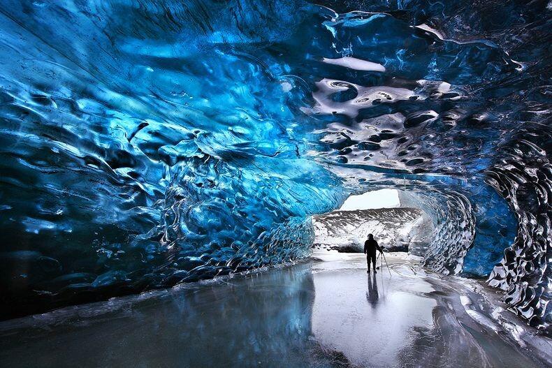 Amazing, Inilah Foto-foto Terindah Dari Berbagai Gua Es di Dunia