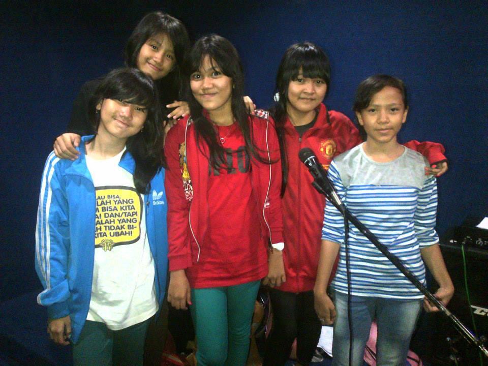 Dukung Shiroibara Idol Group baru indonesia