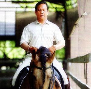 [Prabowo Lover Masuk] Penampakan Prabowo Dengan Kudanya [Mantep] 