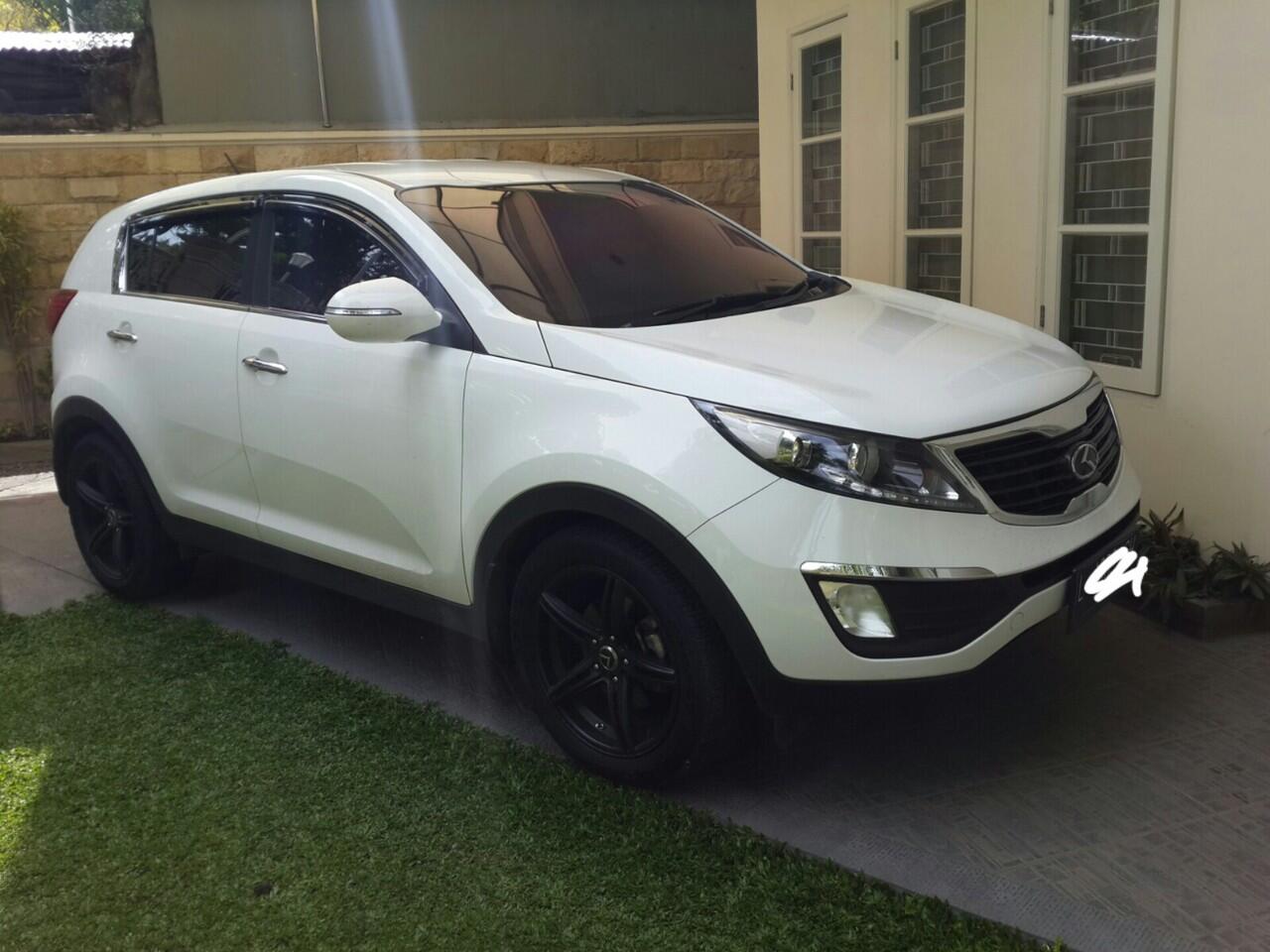 Kia Sportage White 2012