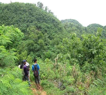 Pantai Nggreweng : Surga Yang Tersembunyi Di Balik Pegunungan