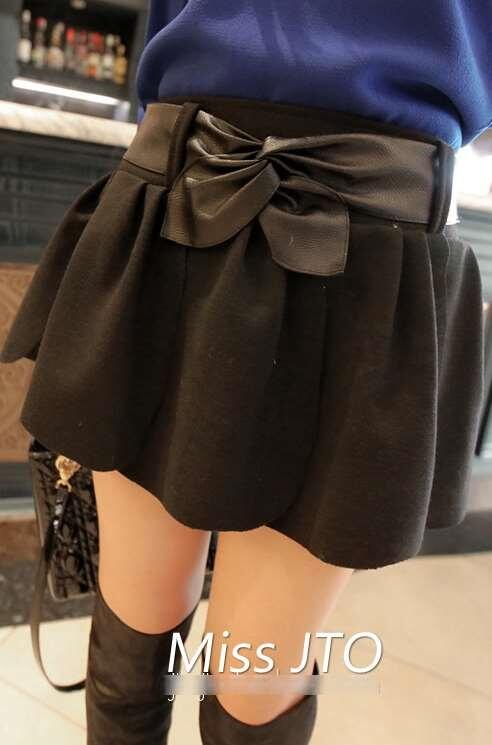 Rok Celana Import Murah (warna: Black, Red) Rp. 88.000