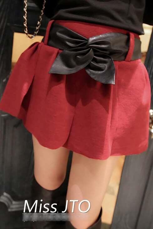 Rok Celana Import Murah (warna: Black, Red) Rp. 88.000