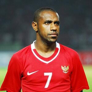 Pemain Sepak Bola Bernomor Punggung 7 Yang Di Puji-Puji &amp; Terkadang Di Hina