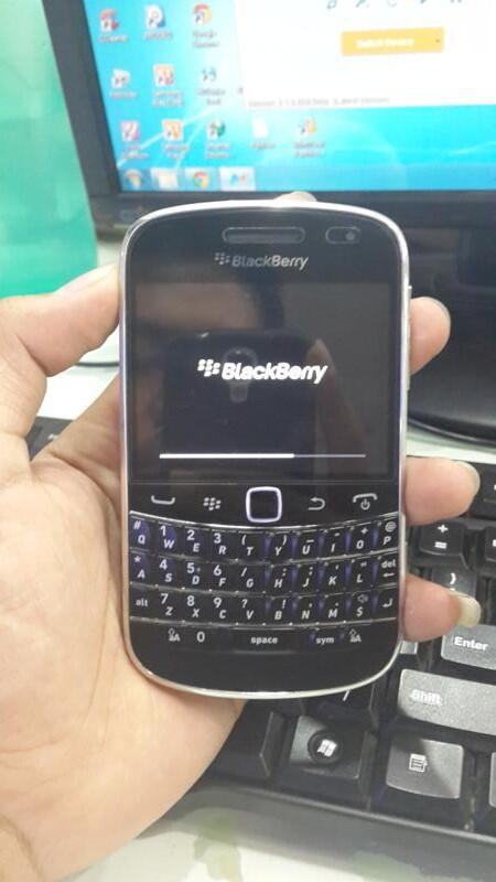 Jasa disable built in media storage Blackberry yg loading stuck 75% disini solusinya.