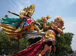 &#91;FULL PIC&#93; Jelang Nyepi, Warga Bali Arak Ogoh-ogoh Hari Ini - KEREN GAN !!!