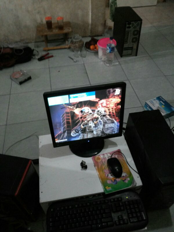 butuh investor kerjasama usaha bidang warnet dan accesosris hp lokasi gresik