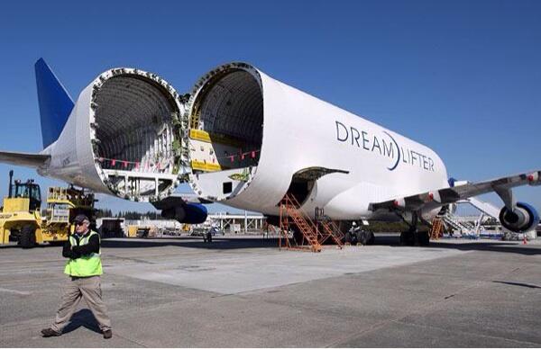 Mengenal pesawat pengangkut dari perusahaan ternama (Airbus dan Boeing)