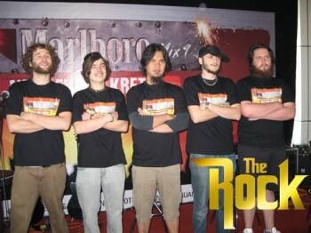 Band band besar yang memiliki proyek sampingan