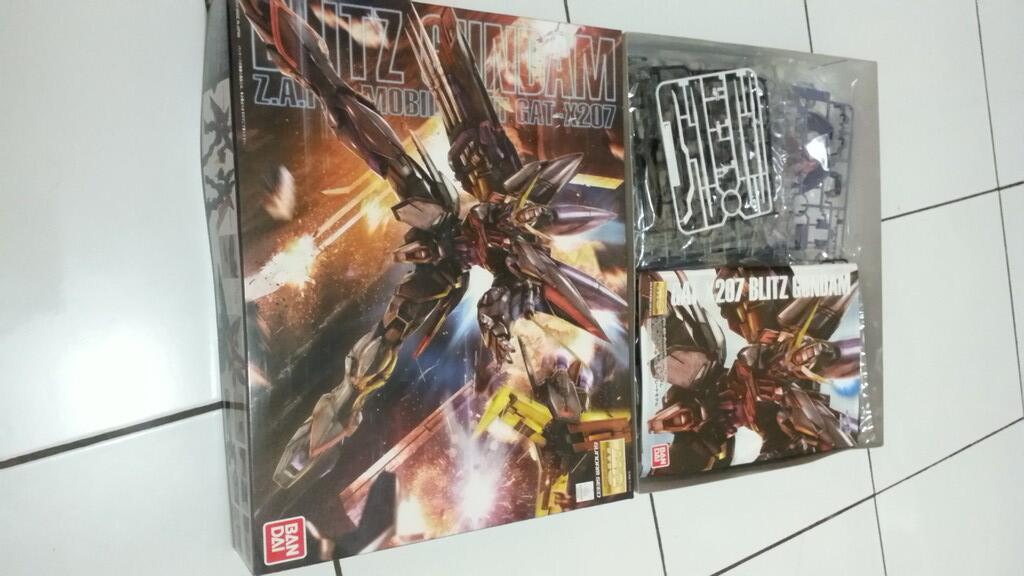 WTS Gundam : MG Heavy Arms Hongli && MG Blitz Bandai (COD Bandung)