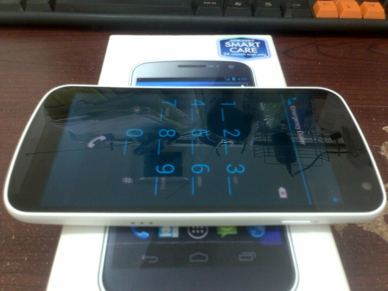 Samsung Google Nexus 3 i9250 white mulus