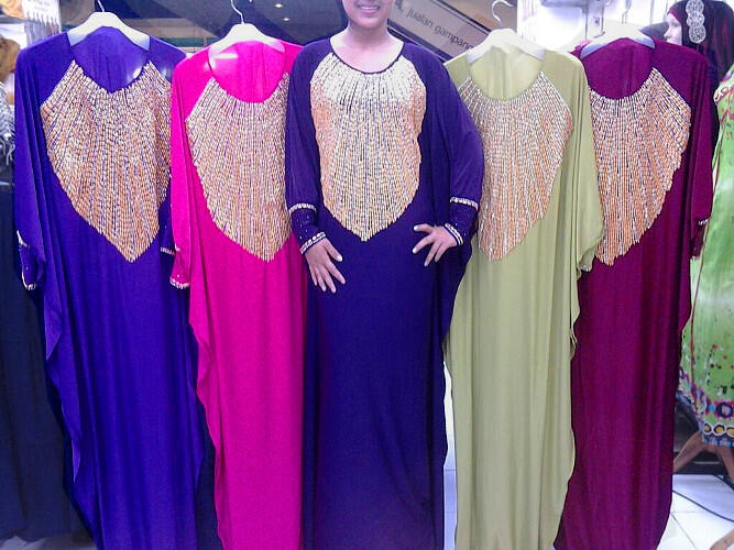 Dress Pesta Kaftan Rihanna