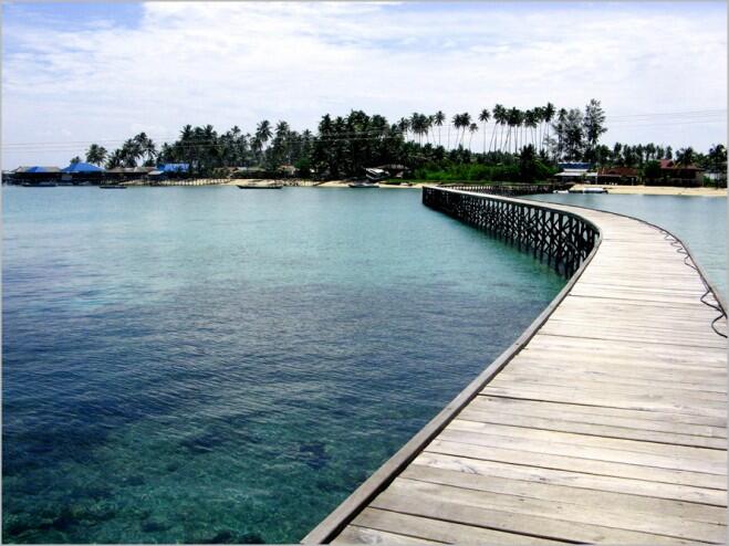 foto- foto keindahan pantai pulau derawan, Berau,KALTIM